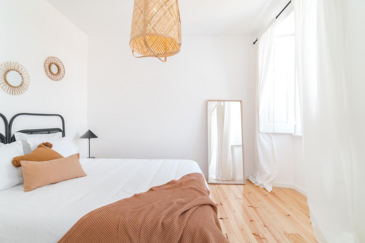 Casa Boma Lisboa - Sunny And Elegant Apartment - Lapa V מראה חיצוני תמונה